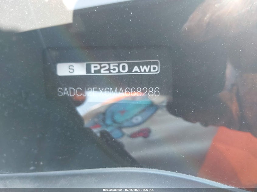 2021 Jaguar F-pace VIN SADCJ2EX6MA668286 IAAI salvage auction — SIDE, Salvage (California), sold $5,000 on 2026-07-29 (photo 9)