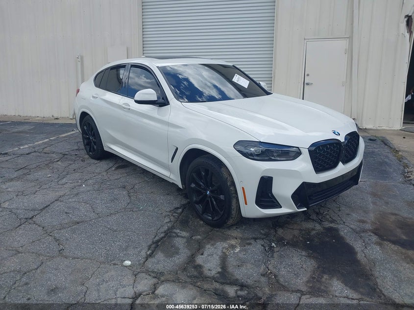 2023 BMW X4 VIN 5UX33DT03P9S03038 — IAAI salvage auction photo