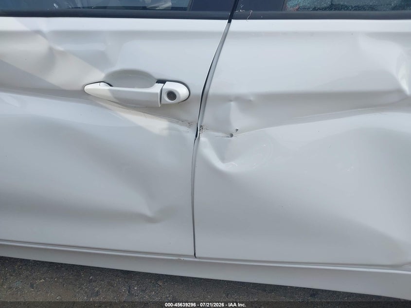 2014 BMW 3er VIN WBA3C3C55EP661015 IAAI salvage auction — LEFT SIDE, Clear (Massachusetts), sold $1,350 on 2026-07-31 (photo 9)