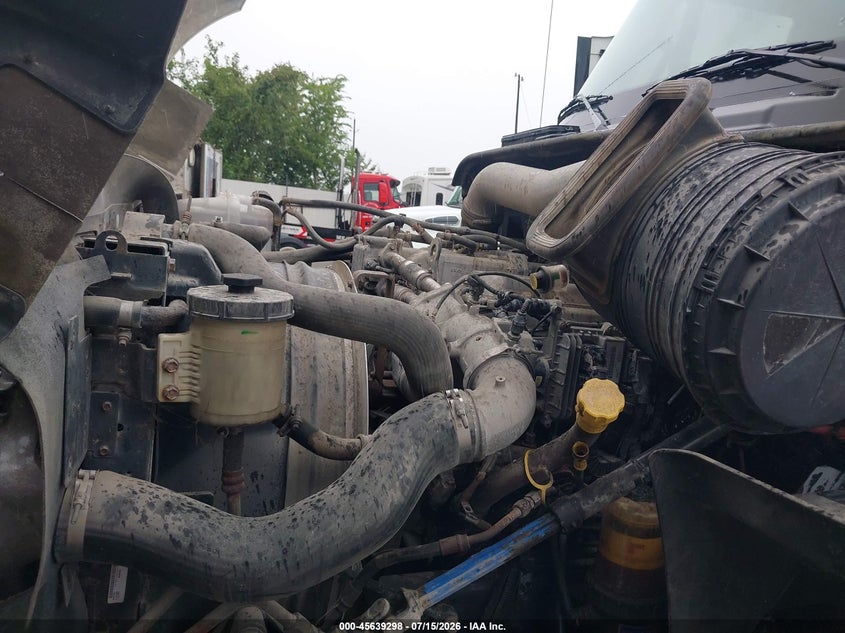 2015 International Prostar VIN 3HSDJSNR0FN534365 IAAI salvage auction — RIGHT SIDE, Certificate Of Title (Nebraska), sold $25 on 2026-07-29 (photo 9)