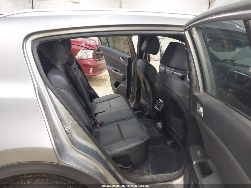 2020 Kia Sportage VIN KNDP6CAC4L7665714 IAAI salvage auction — NORMAL WEAR, Clear (Pennsylvania), sold $2,600 on 2026-07-30 (photo 8)