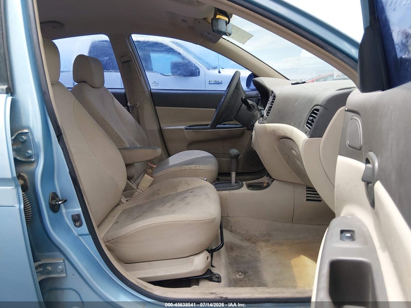 2006 Hyundai Accent VIN KMHCN46C06U007972 IAAI salvage auction — NORMAL WEAR, Clear (Nevada), sold $575 on 2026-07-17 (photo 5)