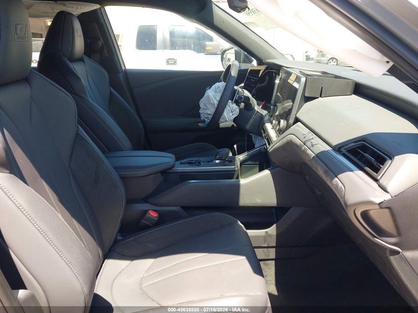 2026 Lexus Tx VIN 5TDABAB62TS022945 IAAI salvage auction — RIGHT FRONT, Salvage (California), sold $36,100 on 2026-08-24 (photo 5)