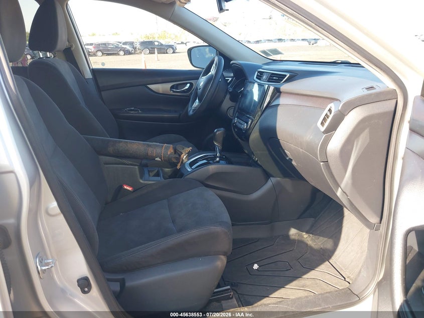 2016 Nissan Rogue VIN KNMAT2MVXGP599908 IAAI salvage auction — NORMAL WEAR, Clear (New York), sold $875 on 2026-07-28 (photo 5)