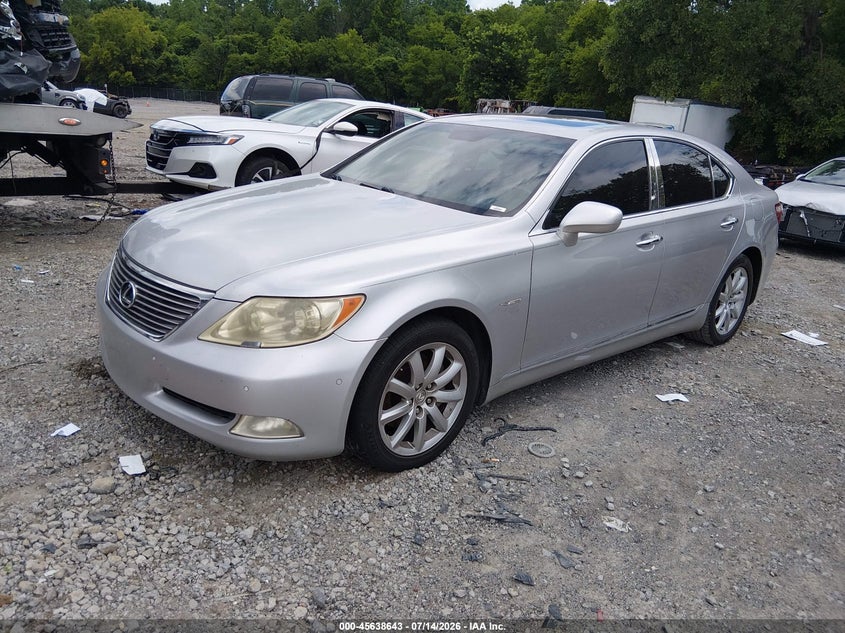 2007 Lexus Ls 460 VIN JTHBL46F675041974 IAAI salvage auction — NORMAL WEAR, Clear (Tennessee), sold $700 on 2026-07-30 (photo 2)