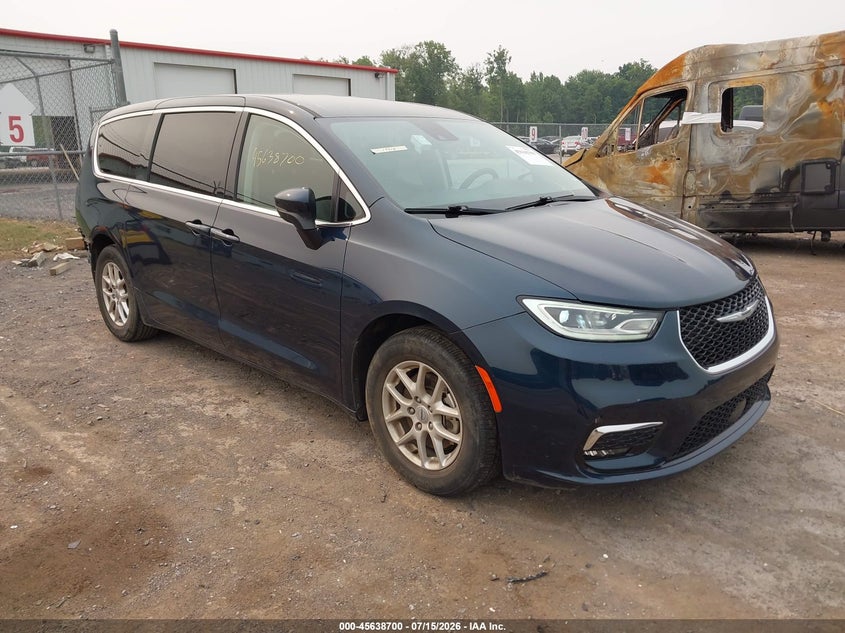 2023 Chrysler Pacifica VIN 2C4RC1BG6PR631897 IAAI salvage auction — REAR END, Clear (Florida), sold $10,100 on 2026-07-23 (photo 1)