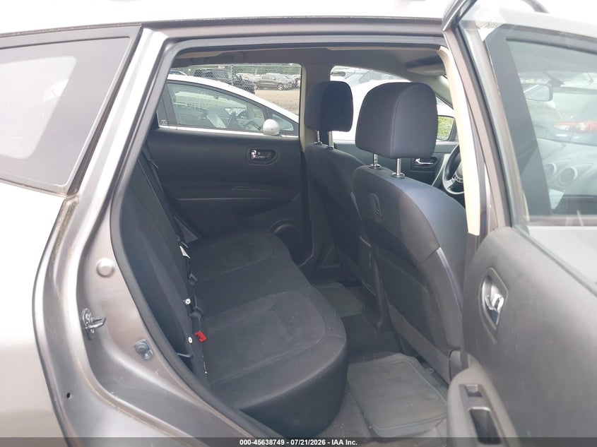 2015 Nissan Rogue VIN JN8AS5MV7FW755030 IAAI salvage auction — ALL OVER, Clear (Massachusetts), sold $1,050 on 2026-07-24 (photo 8)