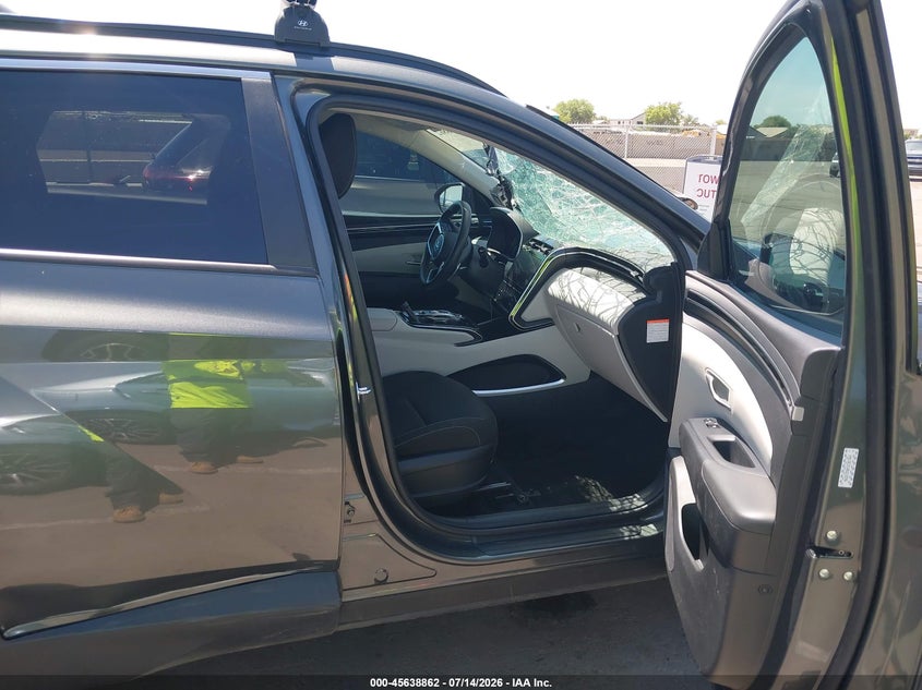 2024 Hyundai Tucson VIN KM8JBCD14RU218396 IAAI salvage auction — ROLLOVER, Salvage (Arizona), sold $8,500 on 2026-08-22 (photo 5)