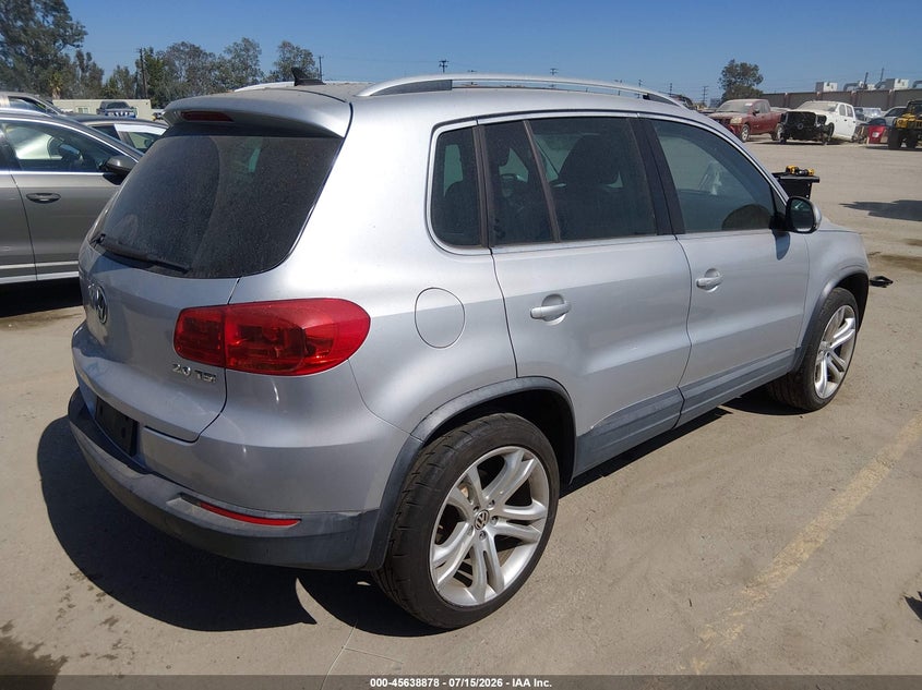 2012 Volkswagen Tiguan VIN WVGAV7AX4CW001546 IAAI salvage auction — NORMAL WEAR, Clear - Dealer Only (California), sold $800 on 2026-07-29 (photo 4)