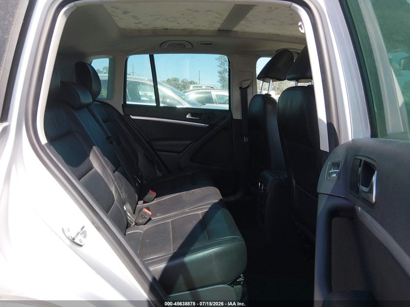 2012 Volkswagen Tiguan VIN WVGAV7AX4CW001546 IAAI salvage auction — NORMAL WEAR, Clear - Dealer Only (California), sold $800 on 2026-07-29 (photo 8)