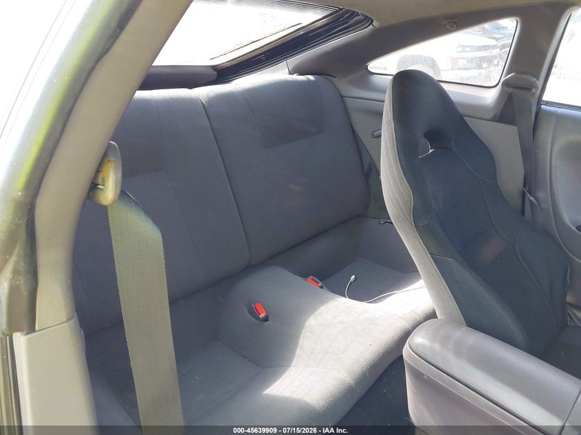 2000 Toyota Celica VIN JTDDR32TXY0038329 IAAI salvage auction — NORMAL WEAR, Affidavit In Lieu Of Title - Non-Public (Washington), sold $550 on 2026-07-22 (photo 8)