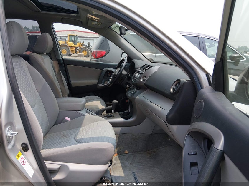 2007 Toyota Rav4 VIN JTMBD31V975096426 IAAI salvage auction — NORMAL WEAR, Original (Ohio), sold $400 on 2026-07-29 (photo 5)