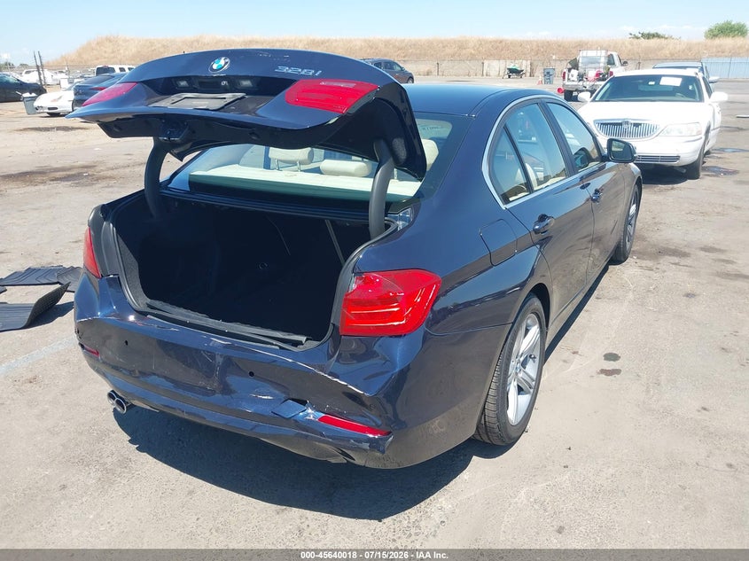 2015 BMW 3er VIN WBA3C1C50FP852489 IAAI salvage auction — REAR END, Salvage Title, sold $3,575 on 2026-08-19 (photo 4)