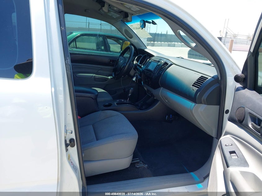 2015 Toyota Tacoma VIN 5TFTX4CN8FX054511 IAAI salvage auction — NORMAL WEAR, Clear - Dealer Only (California), sold $2,850 on 2026-07-24 (photo 5)