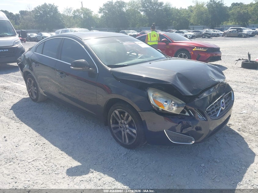 2013 Volvo S60 VIN YV1612FS0D2199891 IAAI salvage auction — FRONT & REAR, Salvage Title, sold $400 on 2026-08-06 (photo 1)