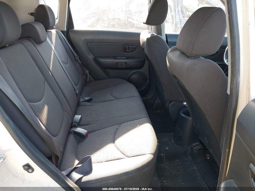 2013 Kia Soul VIN KNDJT2A58D7512359 IAAI salvage auction — NORMAL WEAR, Clear (North Carolina), sold $25 on 2026-07-30 (photo 8)
