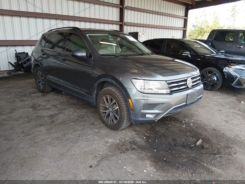 2018 Volkswagen Tiguan VIN 3VV2B7AX2JM003442 IAAI salvage auction — LEFT SIDE, Wait Title, sold $3,650 on 2026-08-19 (photo 1)