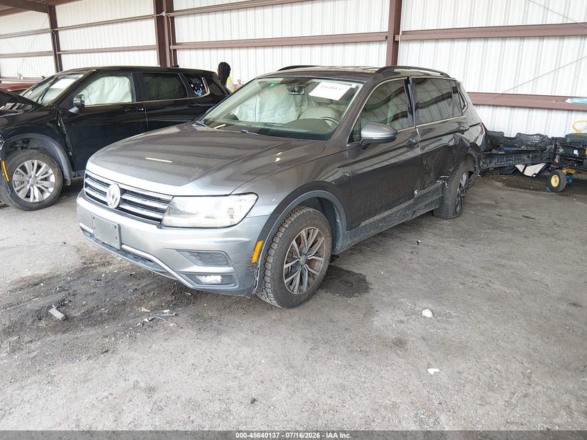 2018 Volkswagen Tiguan VIN 3VV2B7AX2JM003442 IAAI salvage auction — LEFT SIDE, Wait Title, sold $3,650 on 2026-08-19 (photo 2)