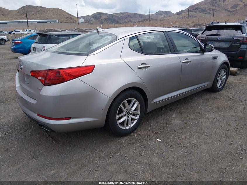 2011 Kia Optima VIN KNAGM4A7XB5157933 IAAI salvage auction — NORMAL WEAR, Regular (Nevada), sold $400 on 2026-07-17 (photo 4)