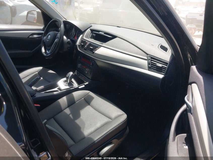2013 BMW X1 VIN WBAVL1C57DVR83386 IAAI salvage auction — NORMAL WEAR, Clear - Dealer Only (California), sold $575 on 2026-07-22 (photo 5)
