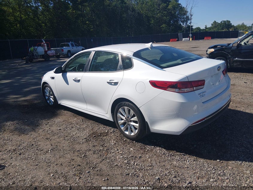 2018 Kia Optima VIN 5XXGT4L35JG253592 IAAI salvage auction — THEFT, Clear (South Carolina), sold $1,600 on 2026-08-02 (photo 3)