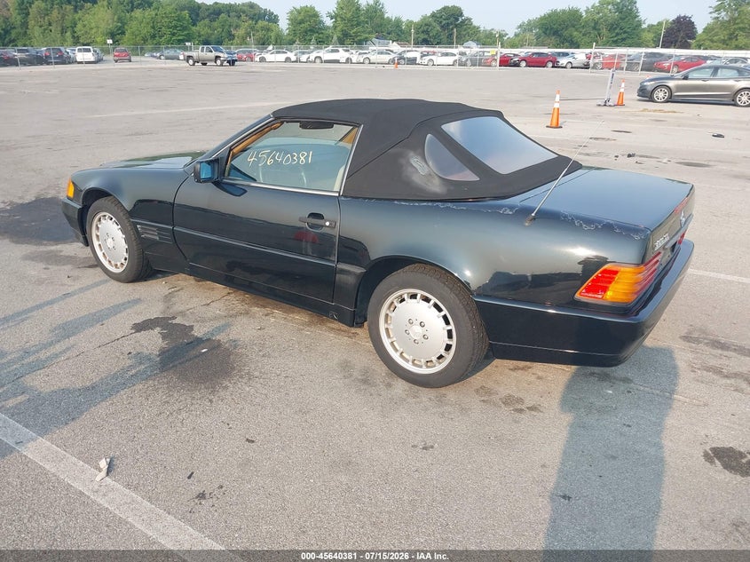 1991 Mercedes-benz 300 VIN WDBFA61E5MF019939 IAAI salvage auction — NORMAL WEAR, Clear (Indiana), sold $3,200 on 2026-07-24 (photo 3)