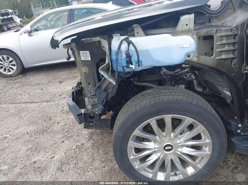 2024 Cadillac Escalade VIN 1GYS4KKL9RR139174 IAAI salvage auction — FRONT END, Salvage Title, sold $27,700 on 2026-09-21 (photo 6)