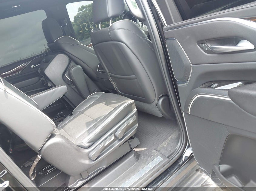 2024 Cadillac Escalade VIN 1GYS4KKL9RR139174 IAAI salvage auction — FRONT END, Salvage Title, sold $27,700 on 2026-09-21 (photo 8)