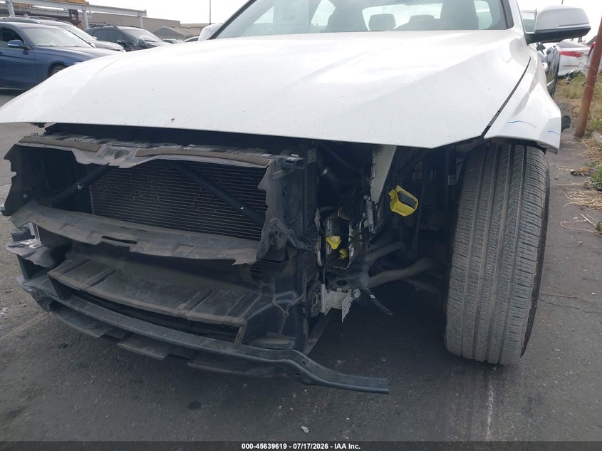 2016 BMW 3er VIN WBA8E9G56GNT86041 IAAI salvage auction — FRONT END, Wait Title, sold $2,075 on 2026-08-12 (photo 6)