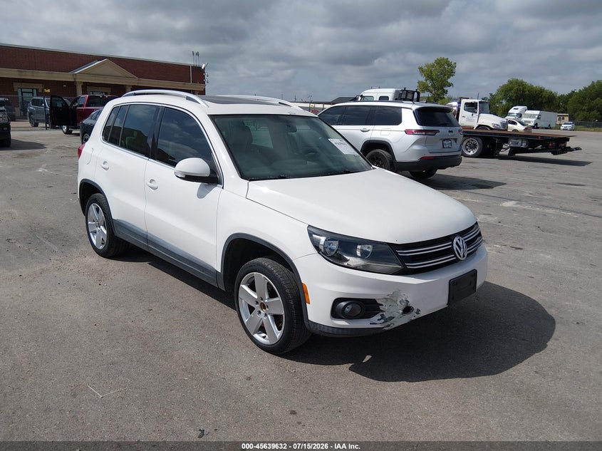 2013 Volkswagen Tiguan VIN WVGBV7AX6DW510401 IAAI salvage auction — FRONT & REAR, Original (Texas), sold $700 on 2026-07-29 (photo 1)