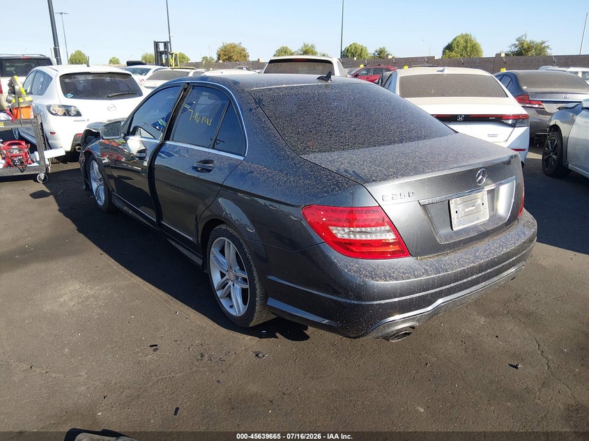 2013 Mercedes-benz C-klasse VIN WDDGF4HB3DA789972 IAAI salvage auction — FRONT END, Salvage Certificate (California), sold $425 on 2026-07-24 (photo 3)