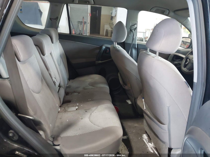2008 Toyota Rav4 VIN JTMBD33V885192711 IAAI salvage auction — NORMAL WEAR, Salvage Title (New York), sold $25 on 2026-07-22 (photo 8)
