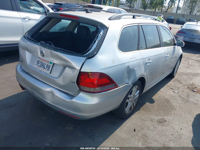 2014 Volkswagen Jetta VIN 3VWPL7AJ3EM619702 IAAI salvage auction — REAR END, Wait Title, sold $800 on 2026-08-14 (photo 4)