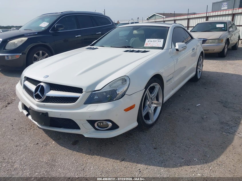 2009 Mercedes-benz Sl-class VIN WDBSK71F79F156687 IAAI salvage auction — FRONT END, Original (Texas), sold $7,350 on 2026-08-11 (photo 2)