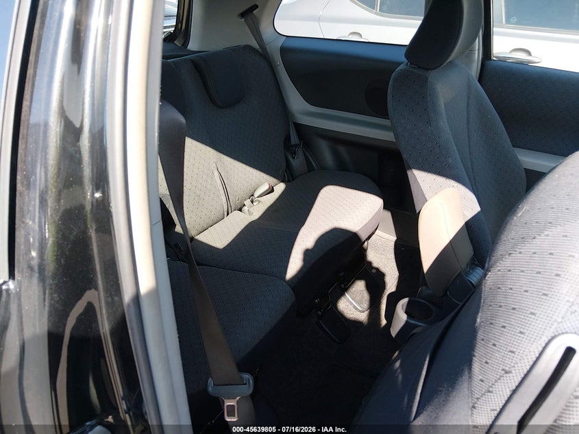 2010 Toyota Yaris VIN JTDJT4K38A5288283 IAAI salvage auction — NORMAL WEAR, Clear (New York), sold $175 on 2026-07-29 (photo 8)