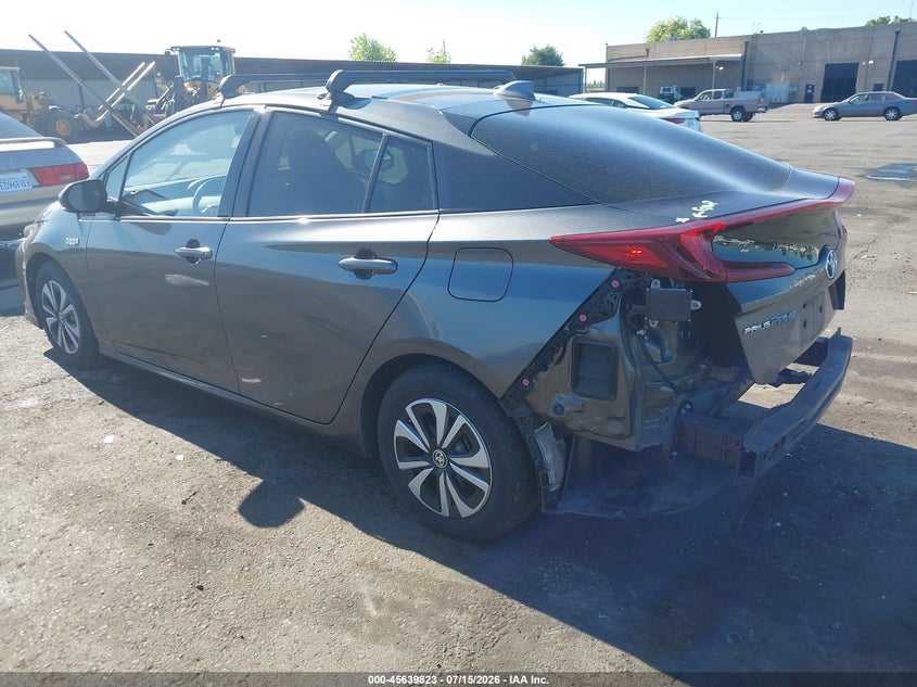 2017 Toyota Prius VIN JTDKARFP3H3038976 IAAI salvage auction — REAR END, Salvage (California), sold $9,000 on 2026-07-31 (photo 3)