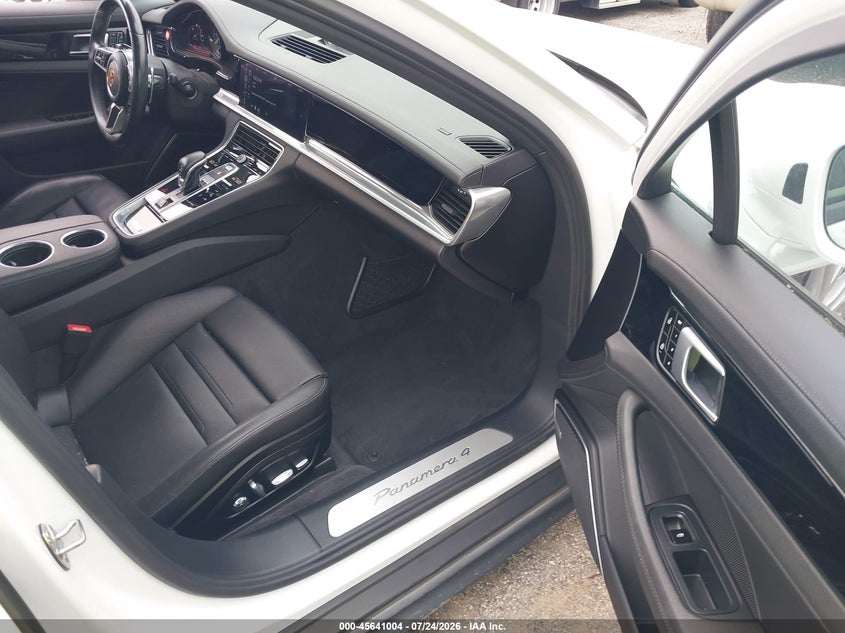 2019 Porsche Panamera VIN WP0AE2A75KL123369 IAAI salvage auction — FRONT END, Wait Title, sold $23,700 on 2026-08-25 (photo 5)