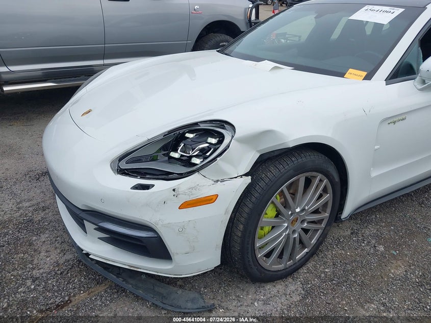 2019 Porsche Panamera VIN WP0AE2A75KL123369 IAAI salvage auction — FRONT END, Wait Title, sold $23,700 on 2026-08-25 (photo 6)