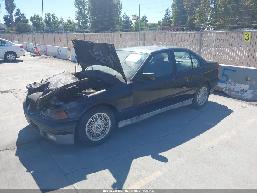 1993 BMW 3 series VIN WBACB3313PFE13776 IAAI salvage auction — NORMAL WEAR, Clear - Dealer Only (California), sold $25 on 2026-07-29 (photo 2)