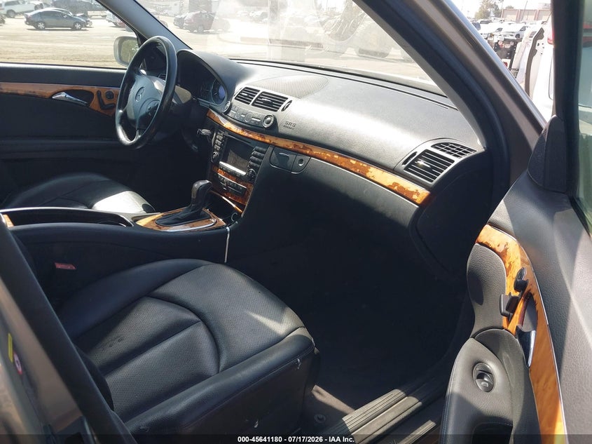 2006 Mercedes-benz E-class VIN WDBUF56J56A914873 IAAI salvage auction — REAR END, Salvage (California), sold $650 on 2026-08-05 (photo 5)