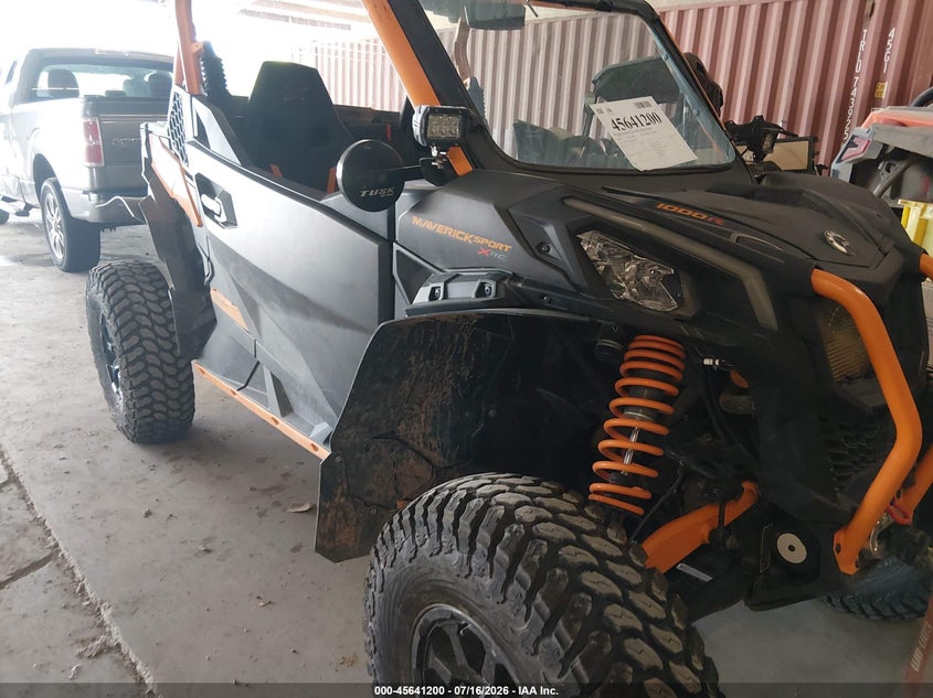 2020 Can-am/ brp Maverick VIN 3JB1PAX42LK000502 IAAI salvage auction — REAR END, Salvage (Tennessee), sold $3,750 on 2026-08-15 (photo 1)