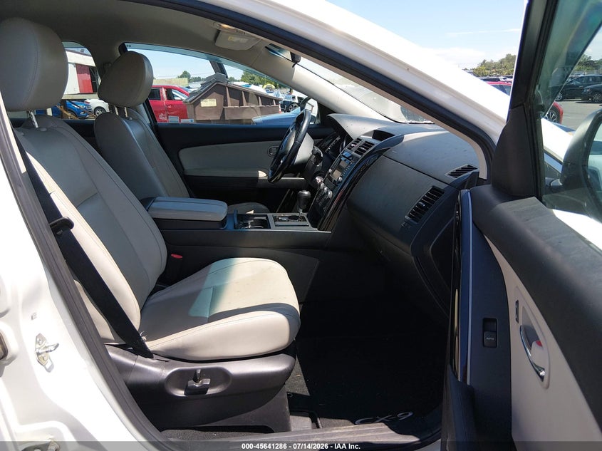 2015 Mazda Cx-9 VIN JM3TB3CVXF0468883 IAAI salvage auction — NORMAL WEAR, Clear-Dealer Only (Washington), sold $550 on 2026-07-30 (photo 5)