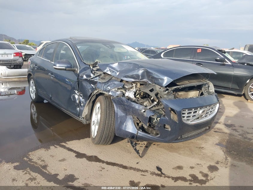 2013 Volvo S60 VIN YV1612FS5D1222393 IAAI salvage auction — RIGHT FRONT, Salvage (Arizona), sold $325 on 2026-08-11 (photo 1)