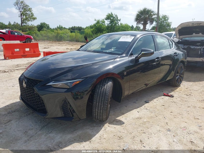 2025 Lexus Is VIN JTHBZ1B2XS5082732 IAAI salvage auction — REAR END, Salvage Title, sold $18,100 on 2026-08-25 (photo 2)