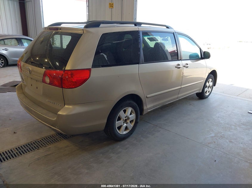 2007 Toyota Sienna VIN 5TDZK23C47S081756 IAAI salvage auction — NORMAL WEAR, Clear (Utah), sold $125 on 2026-07-29 (photo 4)