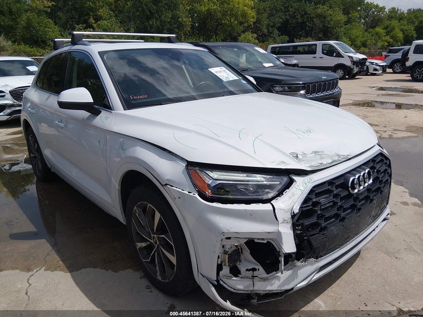 2023 Audi Q5 VIN WA1EAAFY5P2069409 IAAI salvage auction — FRONT END, Enterprise Vehicles Clear Only (Texas), sold $11,900 on 2026-07-23 (photo 1)
