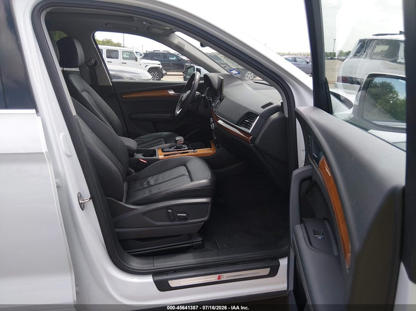 2023 Audi Q5 VIN WA1EAAFY5P2069409 IAAI salvage auction — FRONT END, Enterprise Vehicles Clear Only (Texas), sold $11,900 on 2026-07-23 (photo 5)