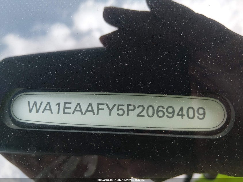 2023 Audi Q5 VIN WA1EAAFY5P2069409 IAAI salvage auction — FRONT END, Enterprise Vehicles Clear Only (Texas), sold $11,900 on 2026-07-23 (photo 9)