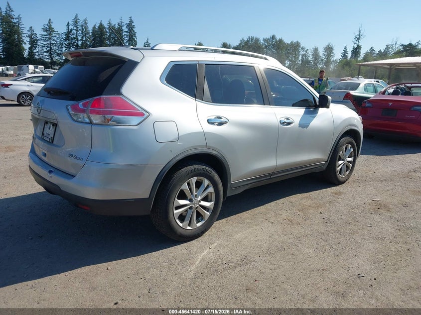 2016 Nissan Rogue VIN KNMAT2MV6GP644567 IAAI salvage auction — NORMAL WEAR, Rebuilt-Non-Public (Washington), sold $325 on 2026-07-29 (photo 4)