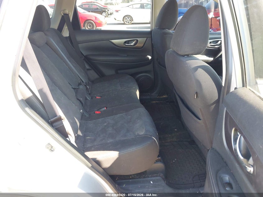 2016 Nissan Rogue VIN KNMAT2MV6GP644567 IAAI salvage auction — NORMAL WEAR, Rebuilt-Non-Public (Washington), sold $325 on 2026-07-29 (photo 8)